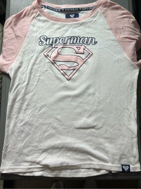 DC Comics Girls' Superman Raglan Tee - White & Light Pink